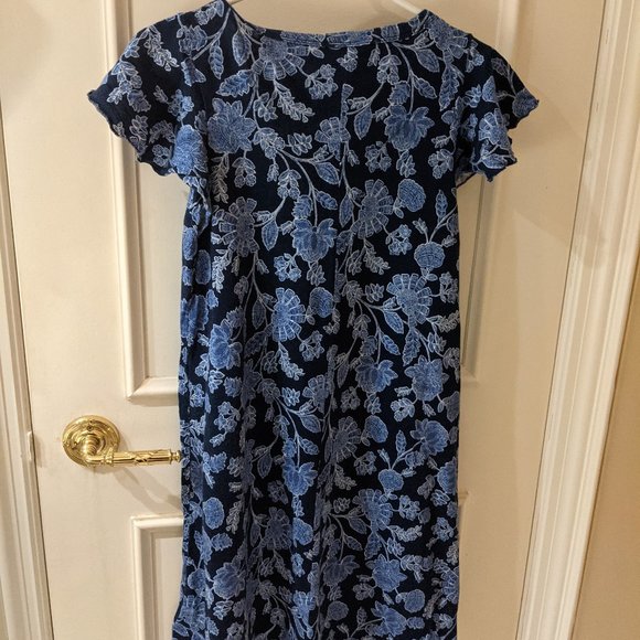 GAP T-Shirt Dress - Picture 2 of 4